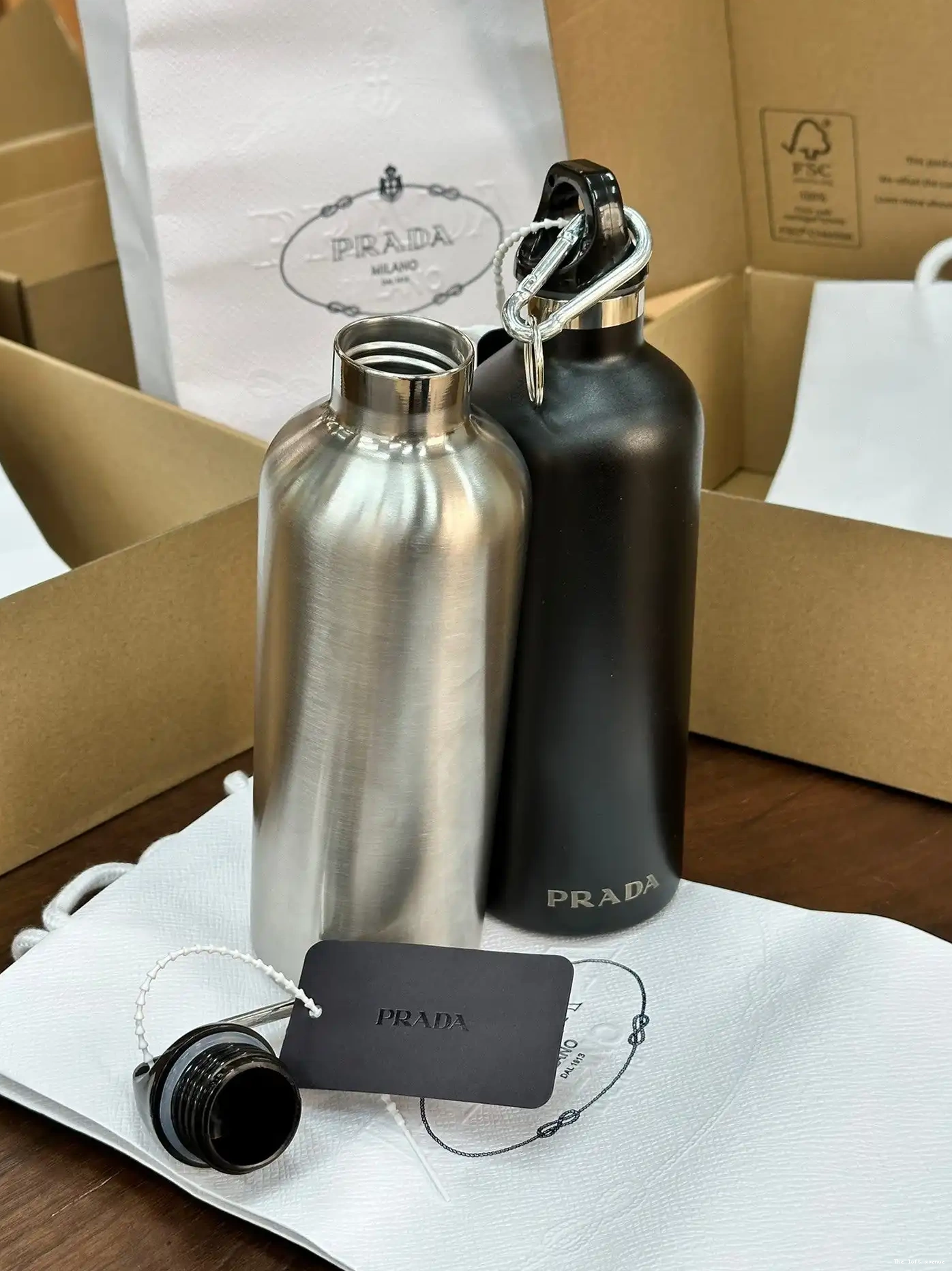 STEEL PRADA STAINLESS BOTTLE 0629